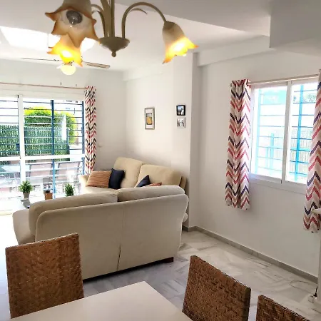 Npg429 - Holiday Beach House On The Golf Course Holiday home *